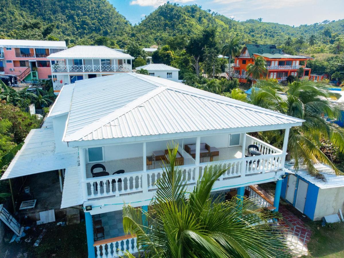 Hotel El Pirata Morgan Fresh Water Bay Exterior photo