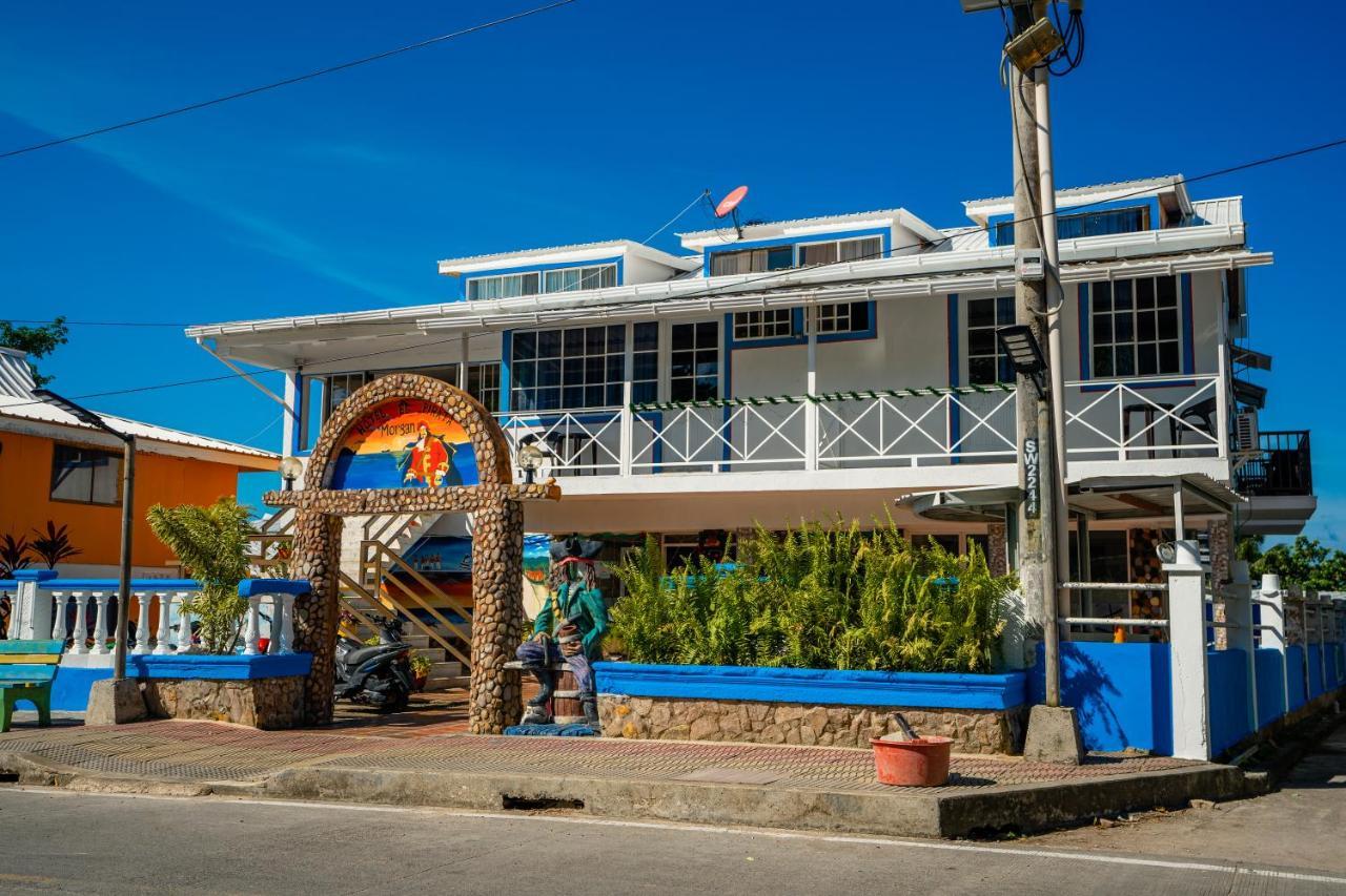 Hotel El Pirata Morgan Fresh Water Bay Exterior photo